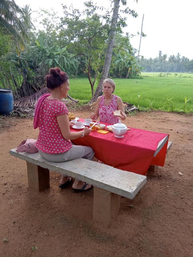 Coconut Island Yala 호텔 티사마하라마 외부 사진