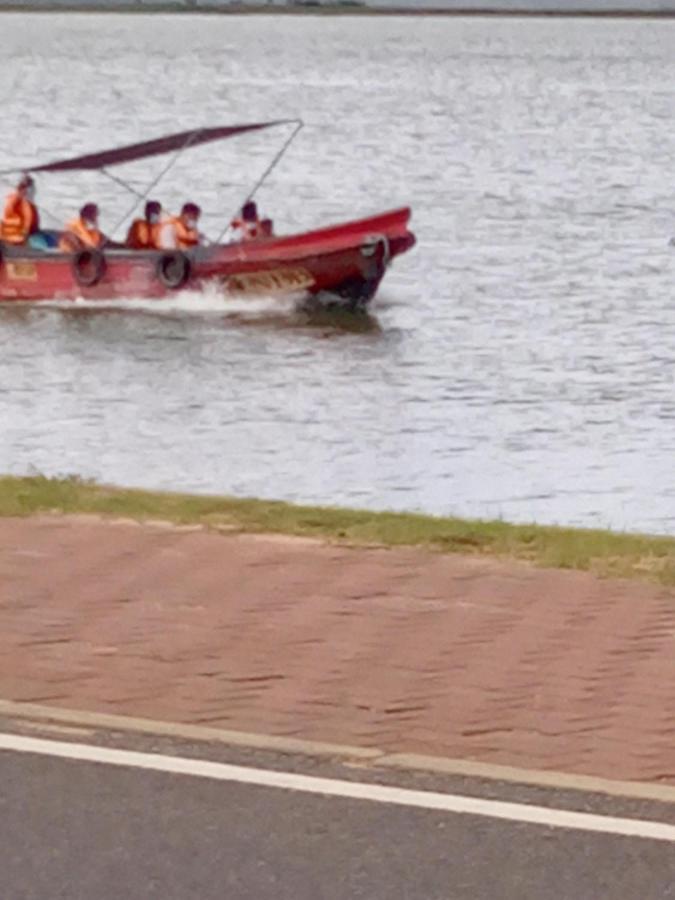 Coconut Island Yala Safari Place 티사마하라마 외부 사진